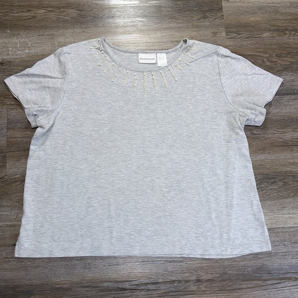 Alfred Dunner Gray Short-Sleeve Top Womens Large Faux-Pearl Beadwork Neckline